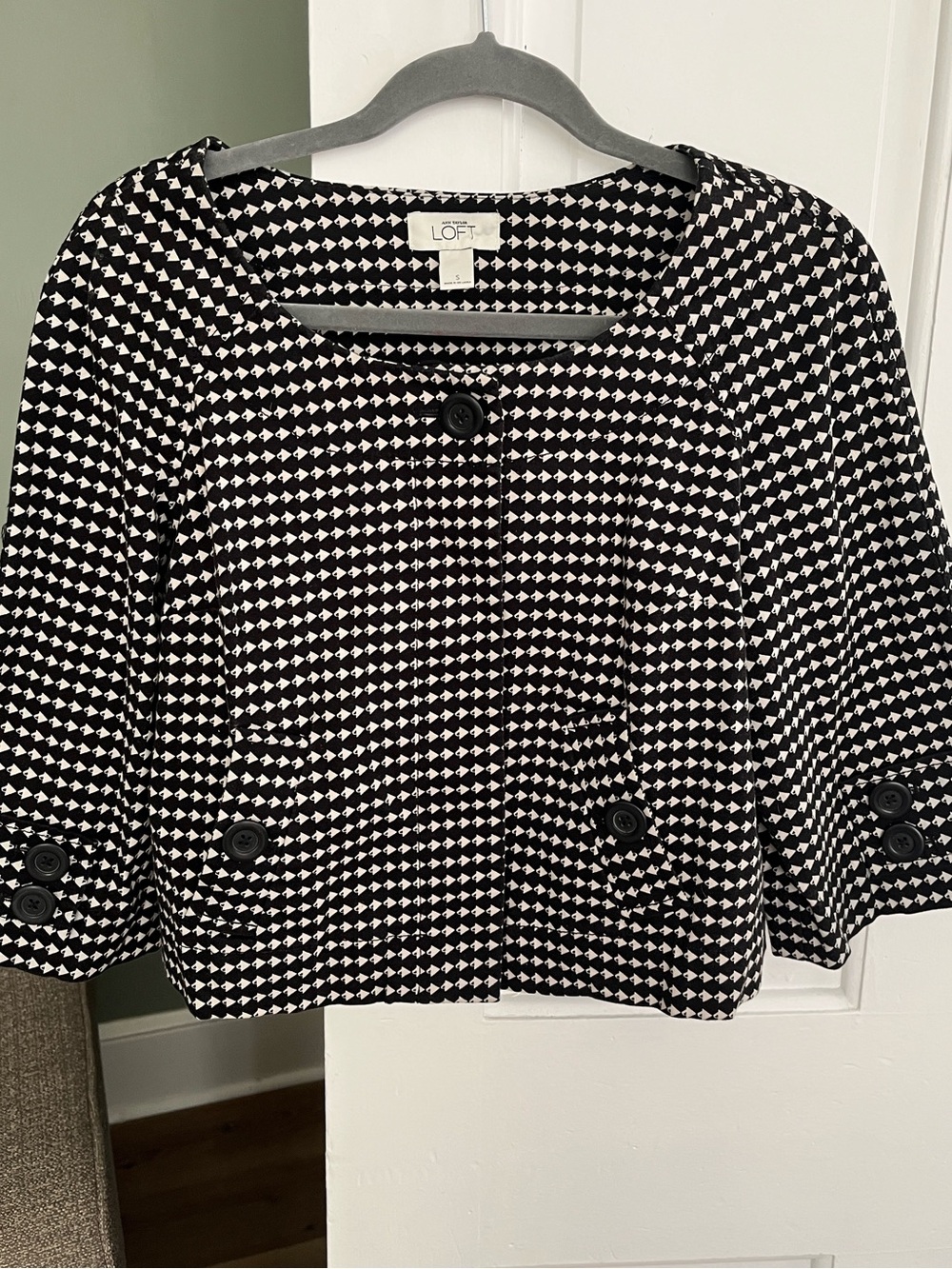 Ann Taylor LOFT Black & White Patterned Crop Jacket S